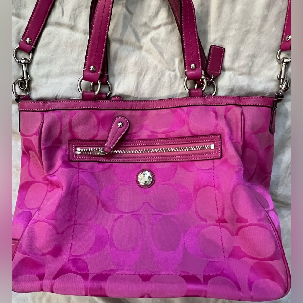 EUC Authentic Coach Pink Signature Tote Weekender